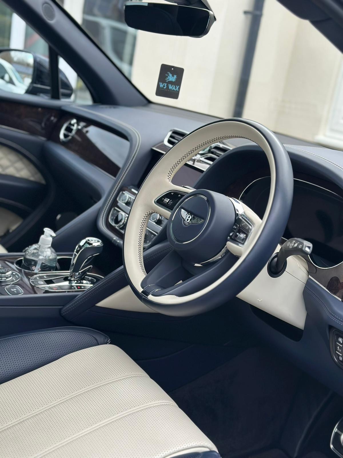 Bentley Bentayga cabin